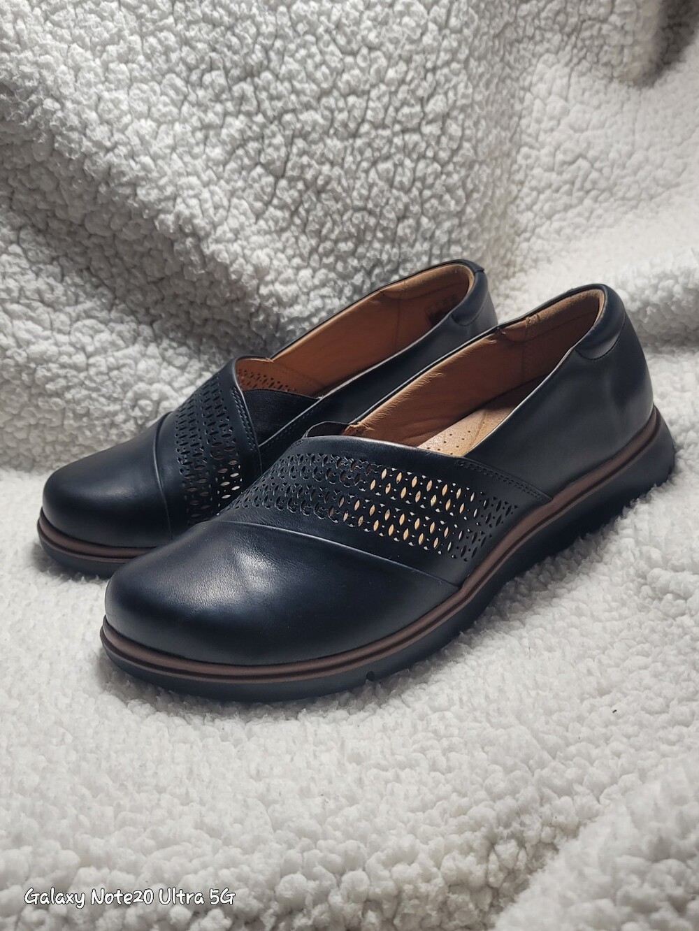 Clarks Certina Edge Black Leather Pull-On Comfort Loafers 11W Like New